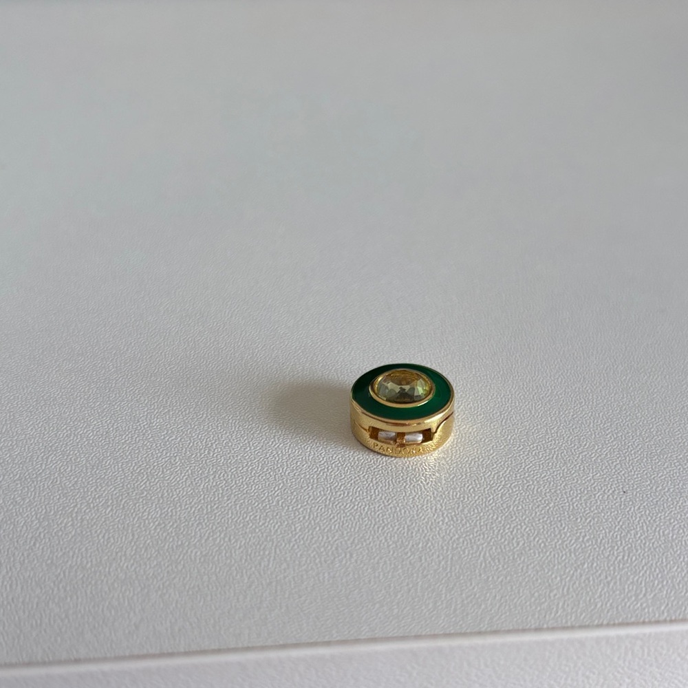 Pandora Reflexions Radiant Green Circle Clip Charm - Picture 2 of 8